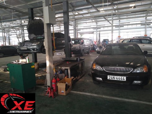 Nóng 60 độ, Lexus, BMW, Mercedes xếp hàng đi sửa điều hòa