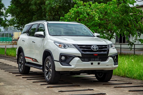 Toyota Fortuner lắp ráp trong nước bất ngờ ra mắt, giá tăng nhẹ so với bản nhập khẩu cũ - ảnh 1