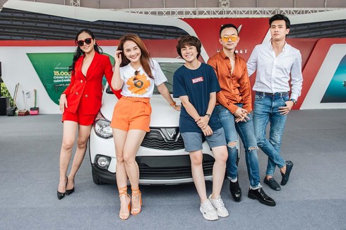 VinFast Fadil hút khách hàng và dàn sao