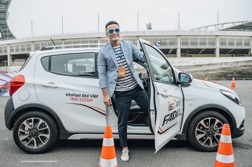 VinFast Fadil hút khách hàng và dàn sao