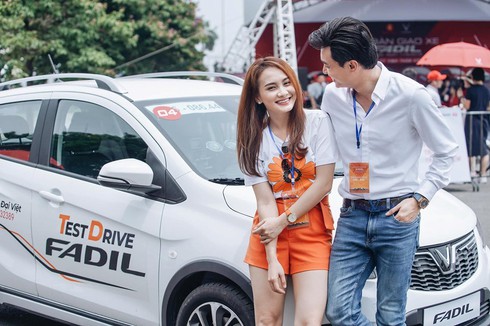VinFast Fadil hút khách hàng và dàn sao