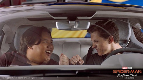 Sieu xe cua Audi sanh doi cung Spider-Man trong bom tan sap chieu hinh anh 6