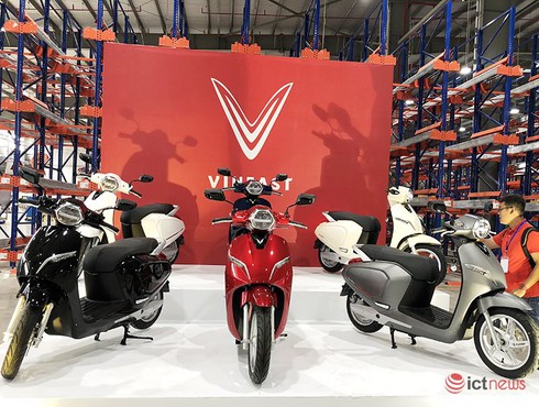 Khách mua xe điện VinFast Klara vẫn được
