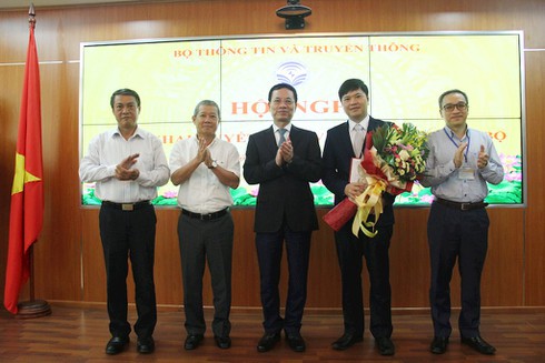 Bộ TT&TT bổ nhiệm ông Hoàng Minh Cường làm Cục trưởng Cục Viễn thông - ảnh 2