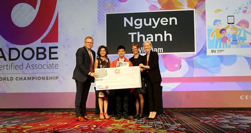 Học sinh Việt Nam giành giải “Khán giả bình chọn” cuộc thi Thiết kế đồ họa thế giới 2019 | Nam sinh lớp 10 giành giải thưởng cuộc thi Thiết kế đồ họa thế giới 2019 | Nam sinh lớp 10 Hà Nội giành giải thưởng cuộc thi Thiết kế đồ họa thế giới 2019