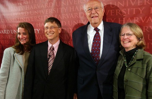 Day la cach nuoi day thien tai cua cha me Bill Gates hinh anh 1