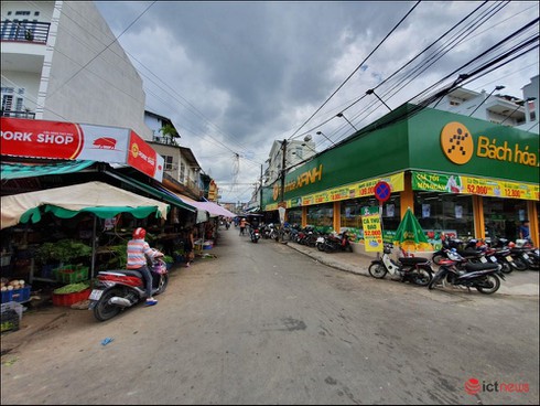 Chợ truyền thống bị ông lớn bán lẻ “bao vây” - ảnh 3