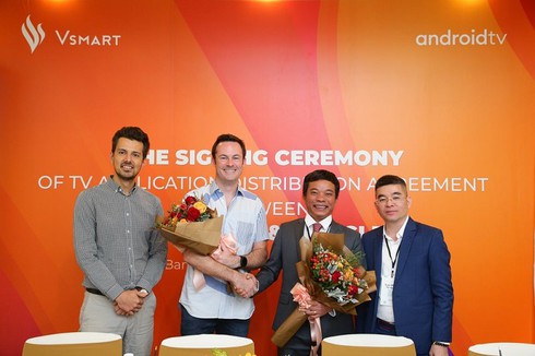 TV thông minh Vsmart của tỷ phú Phạm Nhật Vượng chính thức ra mắt, sẽ đến tay người dùng vào tháng tới - ảnh 1