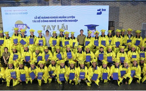 126 tài xế được cấp Giấy chứng nhận tài xế công nghệ chuyên nghiệp - ảnh 1