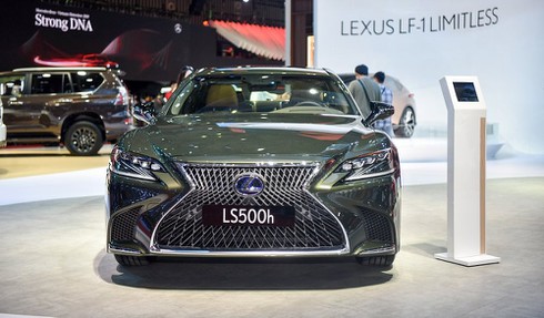 Lexus Việt Nam ra mắt Lexus LS 500h phiên bản đặc biệt, giá hơn 7,8 tỷ đồng - ảnh 1