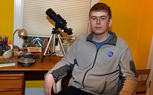 Thanh niên 17 tuổi phát hiện ra hành tinh mới rất đặc biệt khi đang thực tập tại NASA - ảnh 1