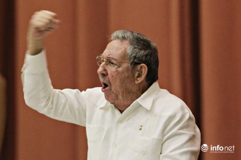 Tin thế giới 22/12: Cuba quyết theo CNXH, EU