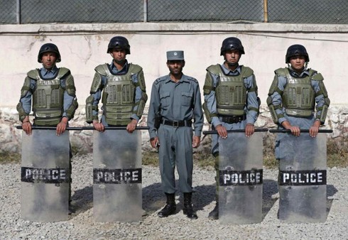 Xem mặt lực lượng cảnh sát trên khắp thế giới - ảnh 22