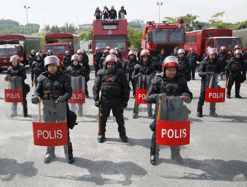 Xem mặt lực lượng cảnh sát trên khắp thế giới - ảnh 9
