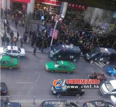 Trung Quốc: Tấn công man rợ tại trung tâm thương mại - ảnh 3