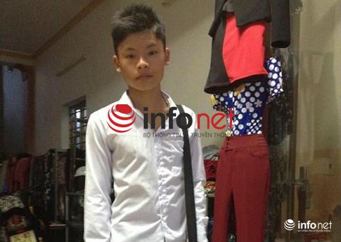 Cậu bé 15 năm ăn mì tôm thay cơm - ảnh 1