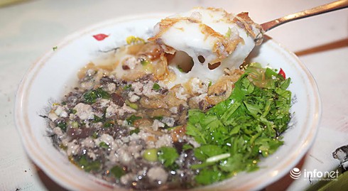 Bánh đúc nóng Hà Nội ấm lòng ngày trở rét - ảnh 4