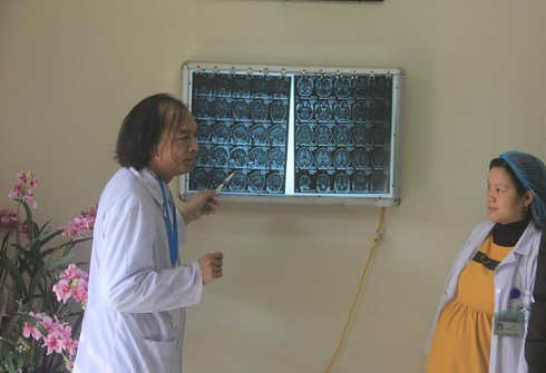 Cứu sống bệnh nhi bị viêm não Herpes nặng - ảnh 1