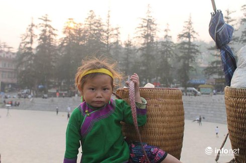 Những gương mặt trẻ thơ