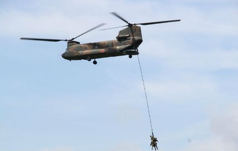 Ngắm dàn vũ khí Nhật Bản phô diễn dưới chân núi Phú Sĩ - ảnh 3