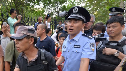 Dân Trung Quốc nghĩ gì về vụ xét xử Bạc Hy Lai? - ảnh 6