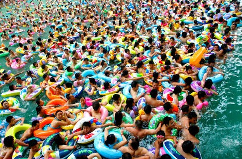 Dân số thế giới suýt soát 10 tỷ người vào năm 2050 - ảnh 1