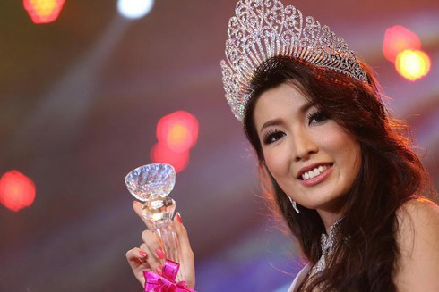 Myanmar có Hoa hậu Hoàn vũ sau nửa thế kỷ - ảnh 1