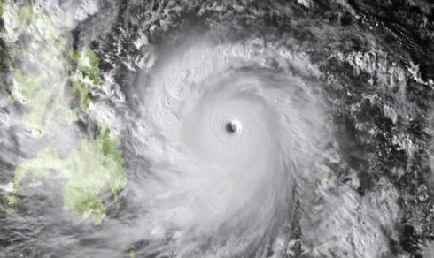 Philippines: Tin mới nhất về sự tàn phá của siêu bão Haiyan - ảnh 1