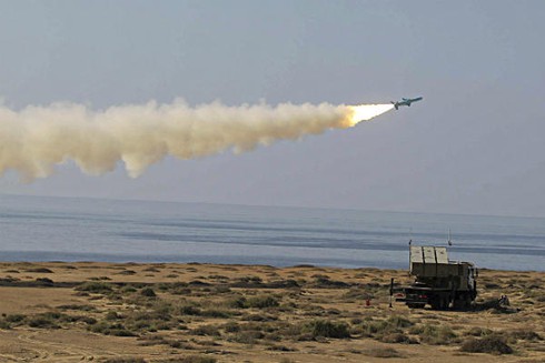 Iran thử tên lửa tầm xa trước cuộc đàm phán - ảnh 1