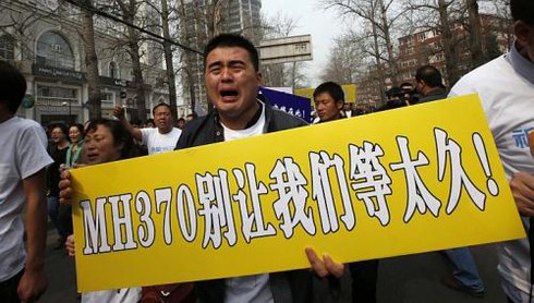 Người nhà hành khách MH370 dọa biểu tình phản đối Malaysia - ảnh 1