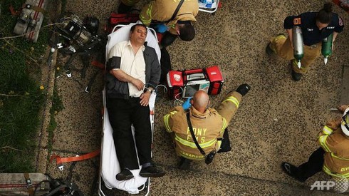 New York: Tàu điện ngầm trật đường ray, 19 người bị thương - ảnh 1