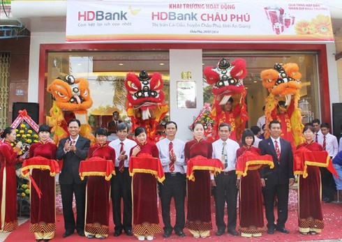 HDBANK khai trương 2 đơn vị mới tại An Giang - ảnh 1