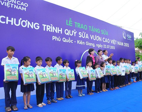 TÂM HUYẾT VÌ MỘT VIỆT NAM LUÔN VƯƠN CAO - ảnh 5