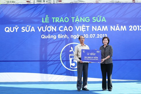 TÂM HUYẾT VÌ MỘT VIỆT NAM LUÔN VƯƠN CAO - ảnh 4