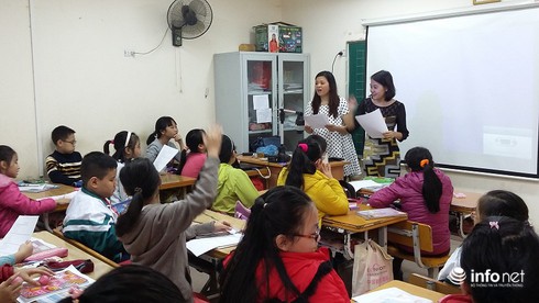 Đỏ mặt khi học về giới tính, nhận quần lót từ giáo viên - ảnh 7