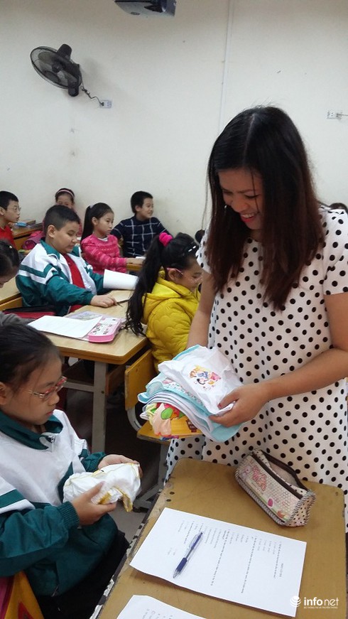 Đỏ mặt khi học về giới tính, nhận quần lót từ giáo viên - ảnh 8