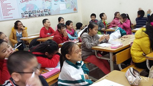 Đỏ mặt khi học về giới tính, nhận quần lót từ giáo viên - ảnh 3