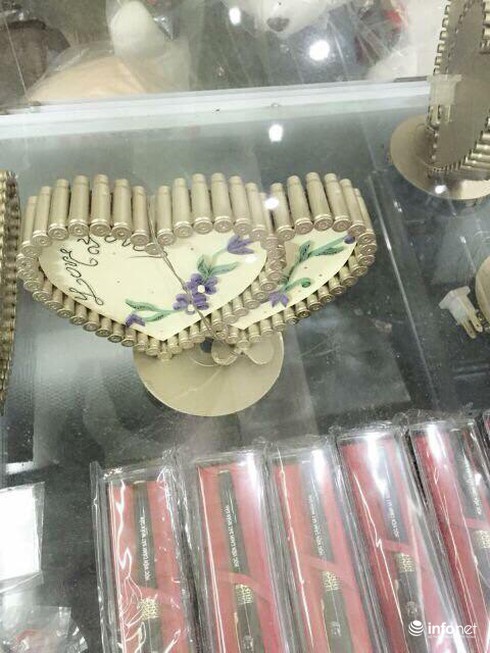 Tặng bạn gái vỏ đạn ngày 8/3 - ảnh 4