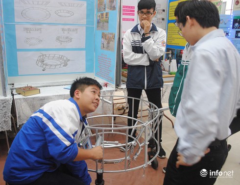 Nhiều vật dụng sáng tạo độc đáo từ các “kỹ sư nhí” - ảnh 16