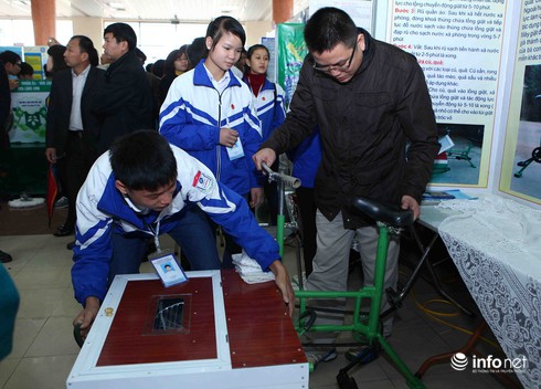 Nhiều vật dụng sáng tạo độc đáo từ các “kỹ sư nhí” - ảnh 3