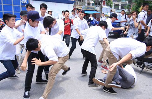 Bạo lực học đường: Bộ GDĐT ra công văn yêu cầu Sở chấn chỉnh gấp - ảnh 1