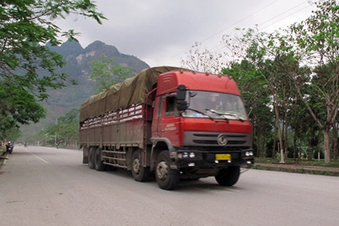 Cấm xe biển Trung Quốc lưu hành ở Hà Giang - ảnh 1