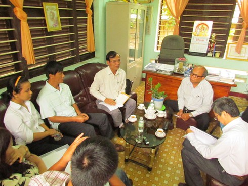 Ép học sinh rời trường chuyên vì... mặc nhầm quần - ảnh 1