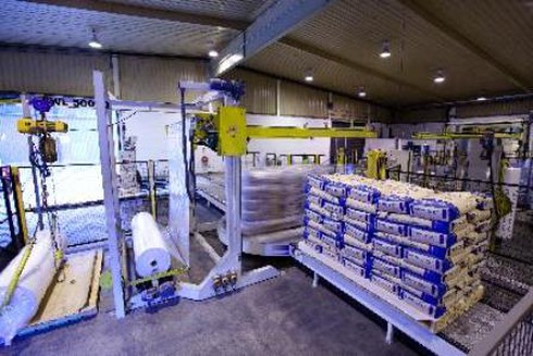 Sữa của tập đoàn sữa Fonterra nghi nhiễm phóng xạ - ảnh 1