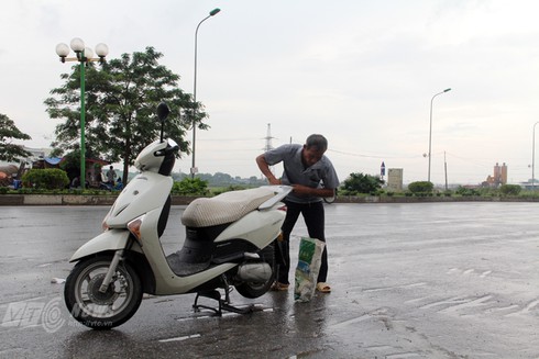 Tâm sự của cha thủ khoa nghèo có giấy gọi nhập ngũ - ảnh 2