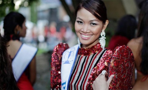 Ngắm Hoa hậu Siêu quốc gia 2013 - ảnh 8