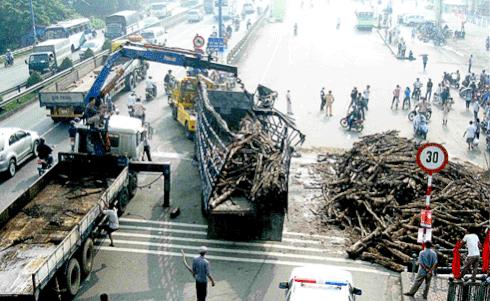 Một cung đường ám ảnh lái xe - ảnh 1