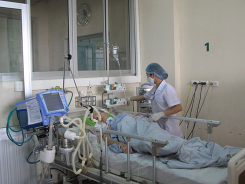 Bệnh viện Thanh Nhàn: Thuốc dùng... hàng chục năm mới hết - ảnh 1