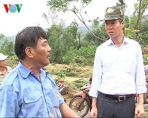 Tận mắt thấy rốn lũ: Chỉ còn lại bùn và rác - ảnh 15