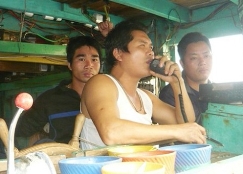 10 ngư dân mất tích: Tiếng kêu cứu tắt lịm giữa khơi xa - ảnh 1